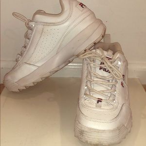 Fila white disruptors